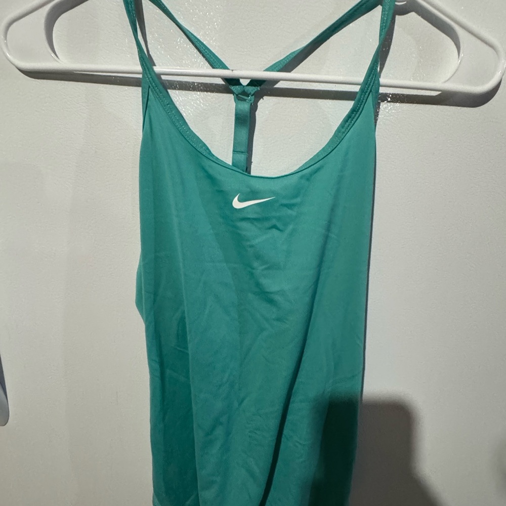 Nike Women's Aqua Camisole Top